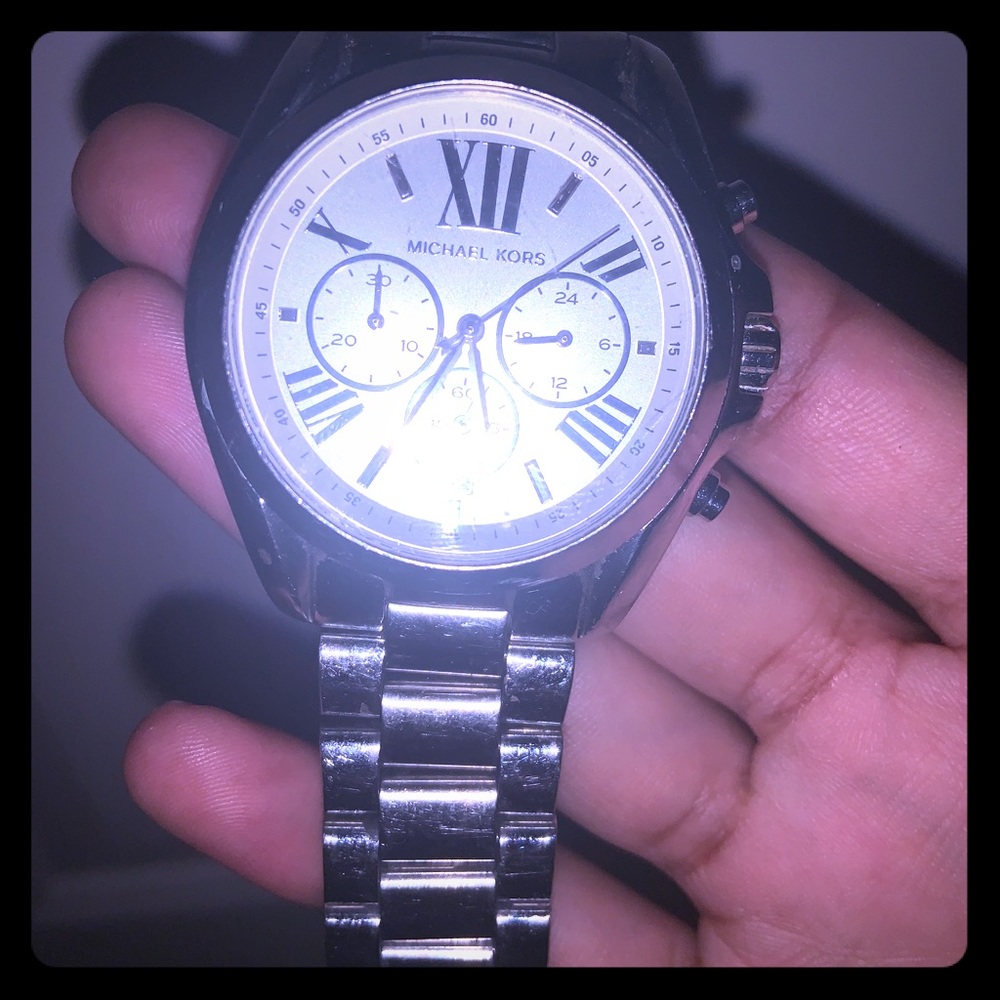 Michael Kors Silver watch- NEEDS NEW BATTERY!!